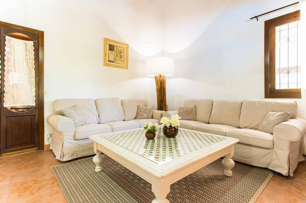 Beautiful home in Manacor with private swimming pool, can be inside or outside in Manacor, East Majorca