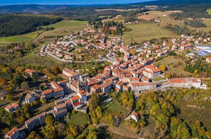 Gîte pour 2 personnes, avec vue à Lalouvesc - 2