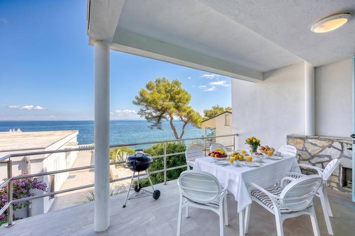 Ferienwohnung für 4 Personen, mit Balkon und Kinderpool sowie Meerblick - 1