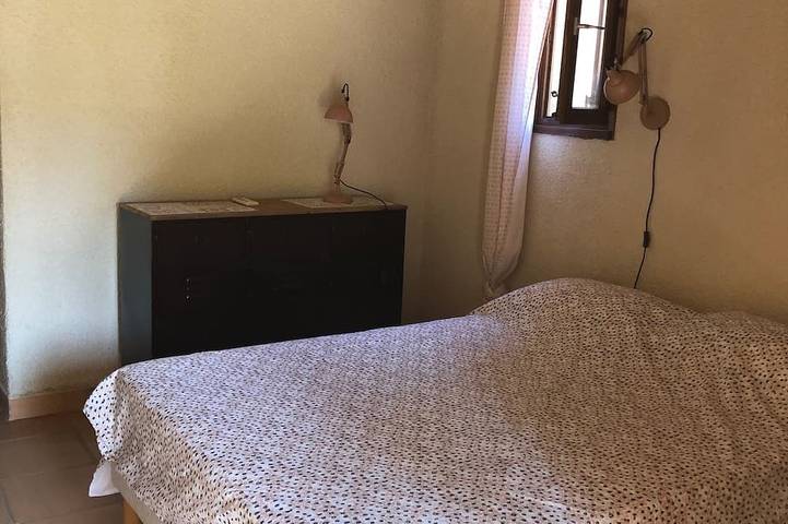 Location de vacances pour 6 personnes, avec jardin et balcon dans Plage de Saint Cyprien (Lecci) - 2