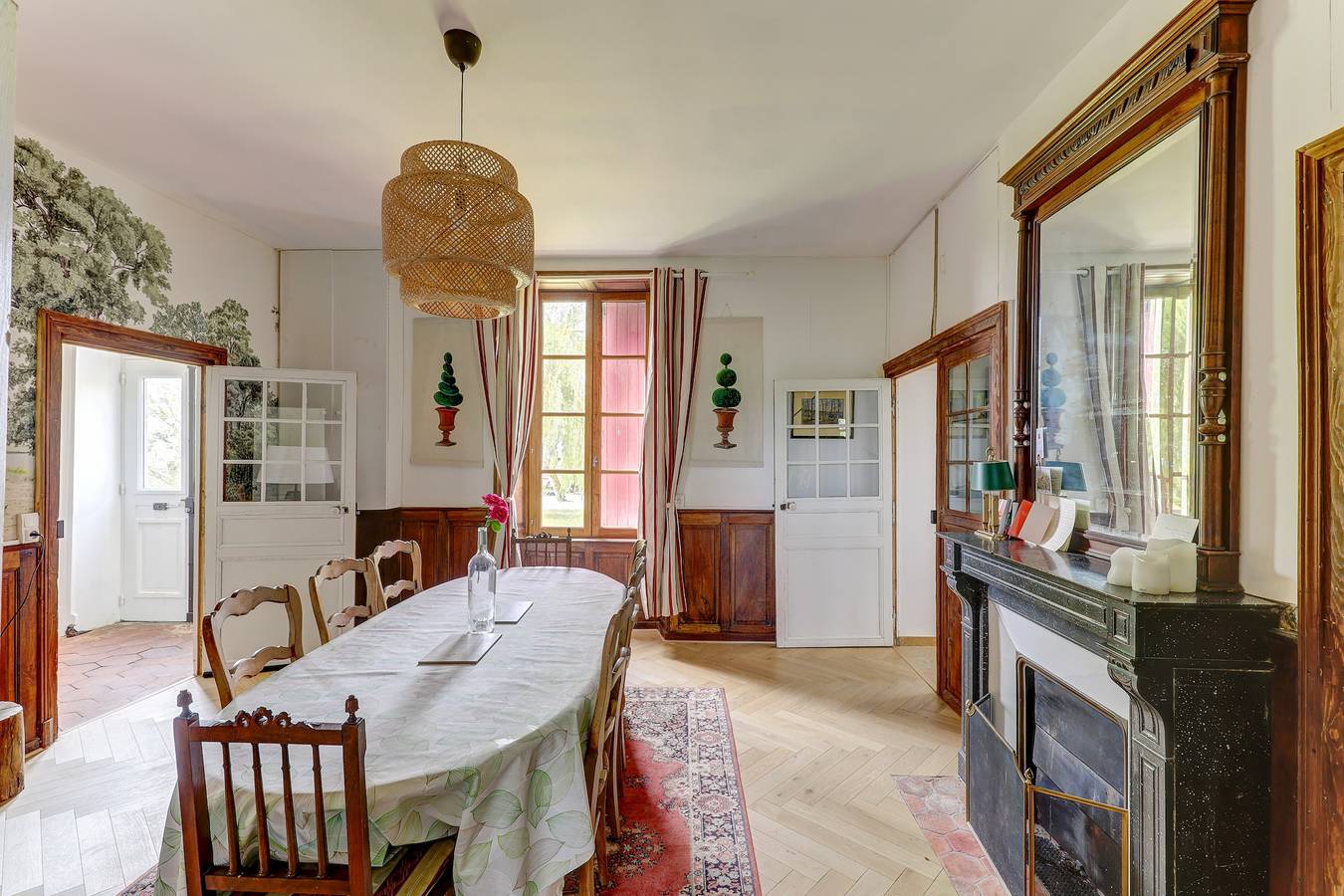 Les Marquetons - Maison Xixe siècle pour 10 pers in Jaligny-sur-Besbre, Région de Vichy