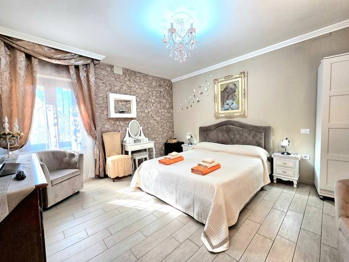 Ferienwohnung für 2 Personen, mit Garten und Whirlpool in Olbia - 2