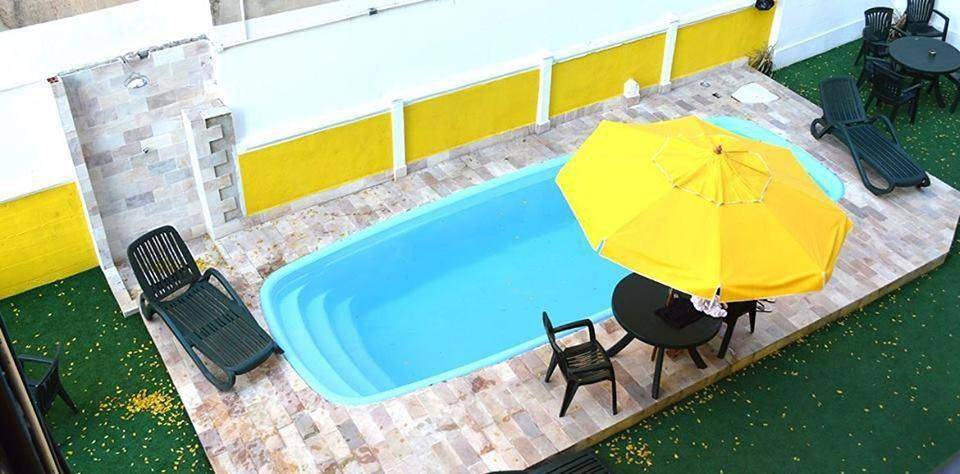 Pousadas para 2 pessoas, com terraço e piscina e ainda vista em Maracanã