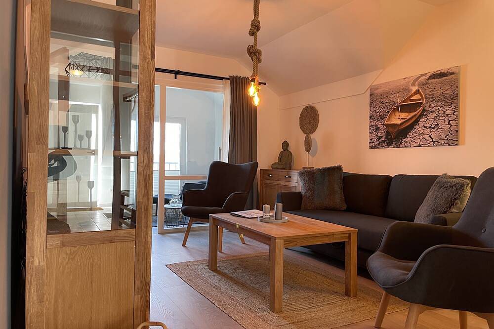 Ganze Wohnung, Apartmenthaus Arkona Vitte nur ca. 200m zum Strand, Wlan, 2-4 Personen in Hiddensee, Vorpommern-Rügen