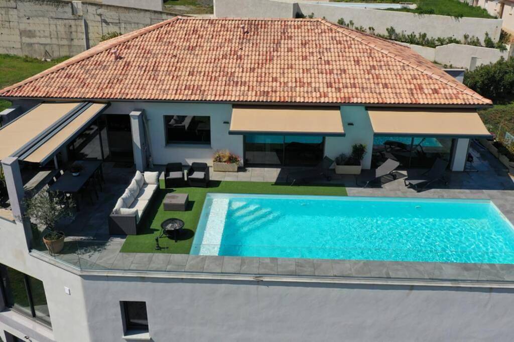 Corse et Zen Villa sur le toit 185m2 6 à 8 Pers in Taglio-Isolaccio, Arrondissement de Corte