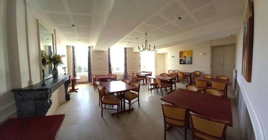 Chambre d’hôte pour 2 personnes, avec terrasse et vue à Saint-Denis-de-Gastines - 3