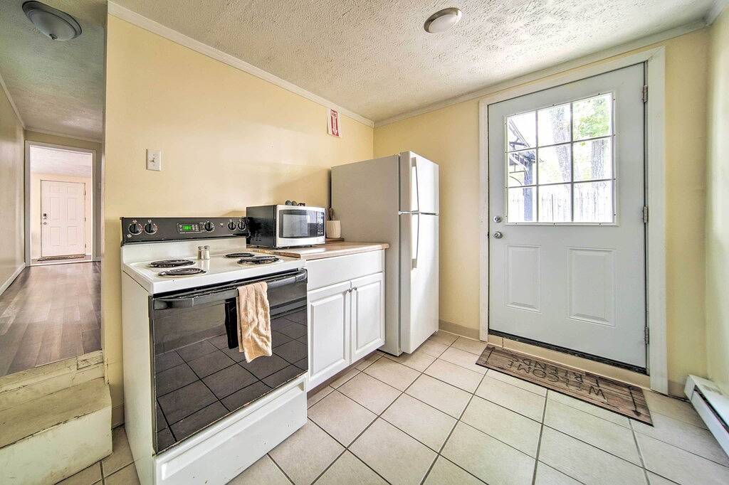 Geneva-on-the-Lake Cottage mit Patio - Gehen Sie zum Ufer in Geneva-on-the-Lake, Ashtabula County