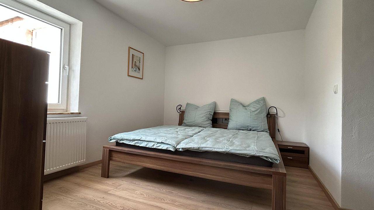 Ganze Ferienwohnung, Ferienwohnung für 3 Personen (60 m²) in Dahn in Dahn, Pfalz