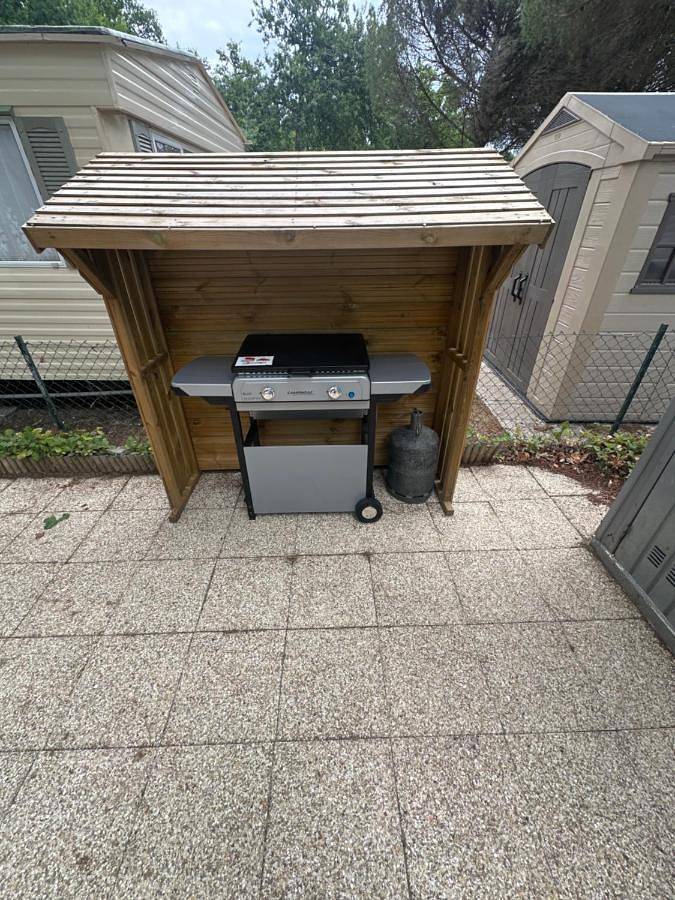 Camping pour 6 personnes, avec jardin ainsi que terrasse et piscine, animaux acceptés à La Tremblade - 2