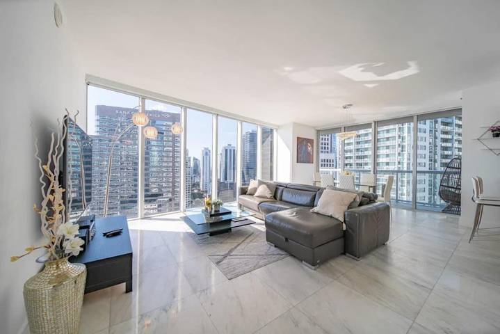 Apartamento de férias para 6 pessoas, com piscina e jacuzzi e ainda jardim and terraço - 1