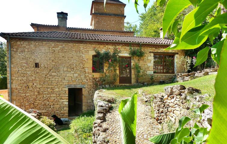 Location de vacances pour 8 personnes, avec terrasse, animaux acceptés à Vézac - 3