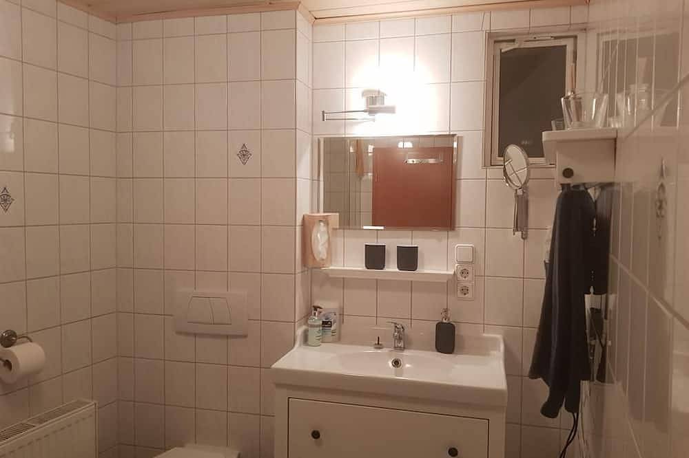 Ferienwohnung Burgblick - 4-Bett-Ferienwohnung douche / toilet, niet-roken, foto 6