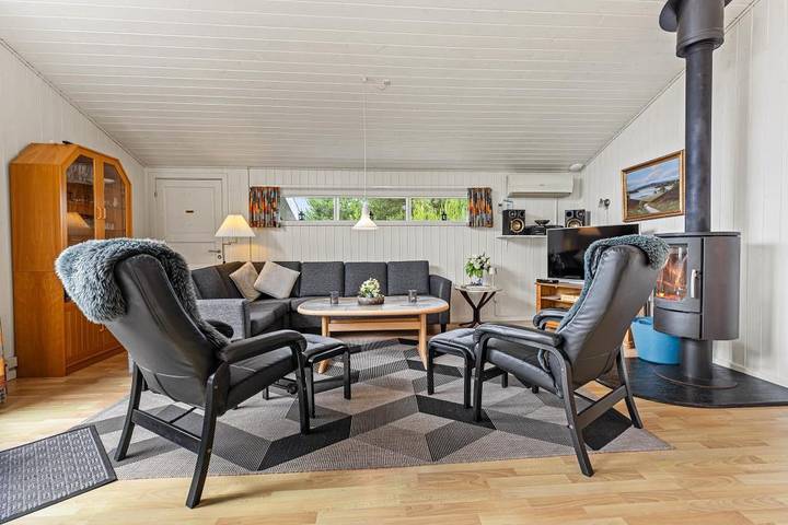 Ferienhaus für 6 Personen, mit Whirlpool und Terrasse sowie Sauna in Vejers Strand - 2
