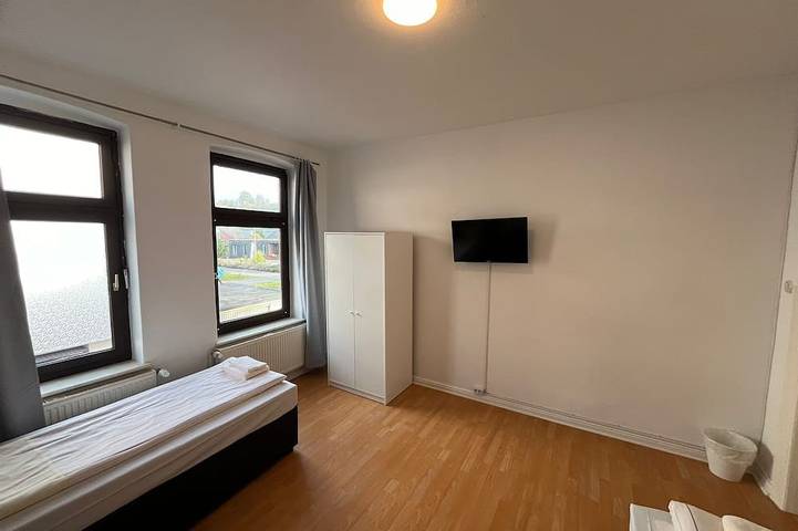 Plöner Straße 59 W1 - 2 Schlafzimmer mit Parkplatz in Neumünster, Schleswig-Holstein Binnenland