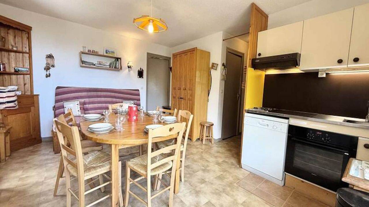Ganze Ferienwohnung, Ferienwohnung für 6 Personen (35 m²) in Flumet in Flumet, Albertville und Umgebung