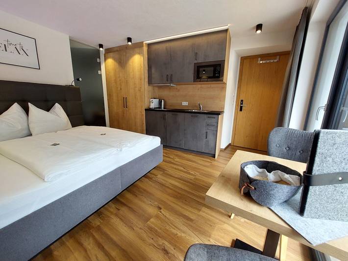 Ferienwohnung für 2 Personen, mit Balkon und Ausblick sowie Garten und Sauna in Kappl - 4