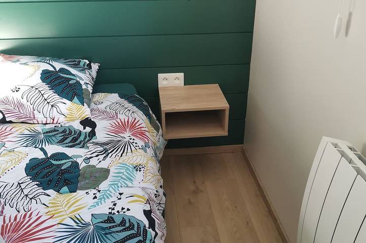 Location de vacances pour 7 personnes, avec Terrasse et Jardin à Les Moitiers-d'Allonne - 4