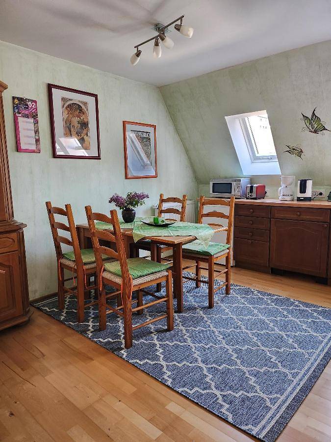 Ganze Wohnung, Ferienwohnung Langhammer - Ferienwohnung in der Mansarde in Schonungen, Franken