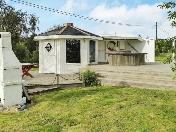 Ferienhaus für 6 Personen, mit Terrasse in Meløy - 2