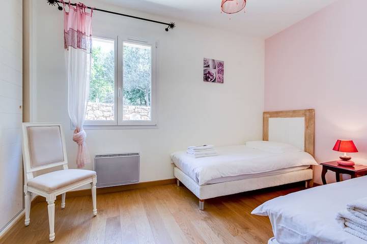 Location de vacances pour 10 personnes, avec jacuzzi et jardin à Callas - 3