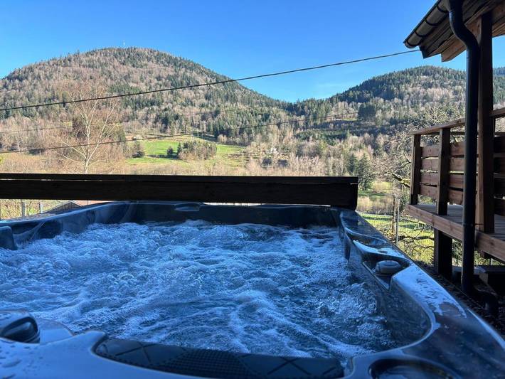 Chalet pour 4 personnes, avec jardin ainsi que jacuzzi et terrasse à Rochesson - 4