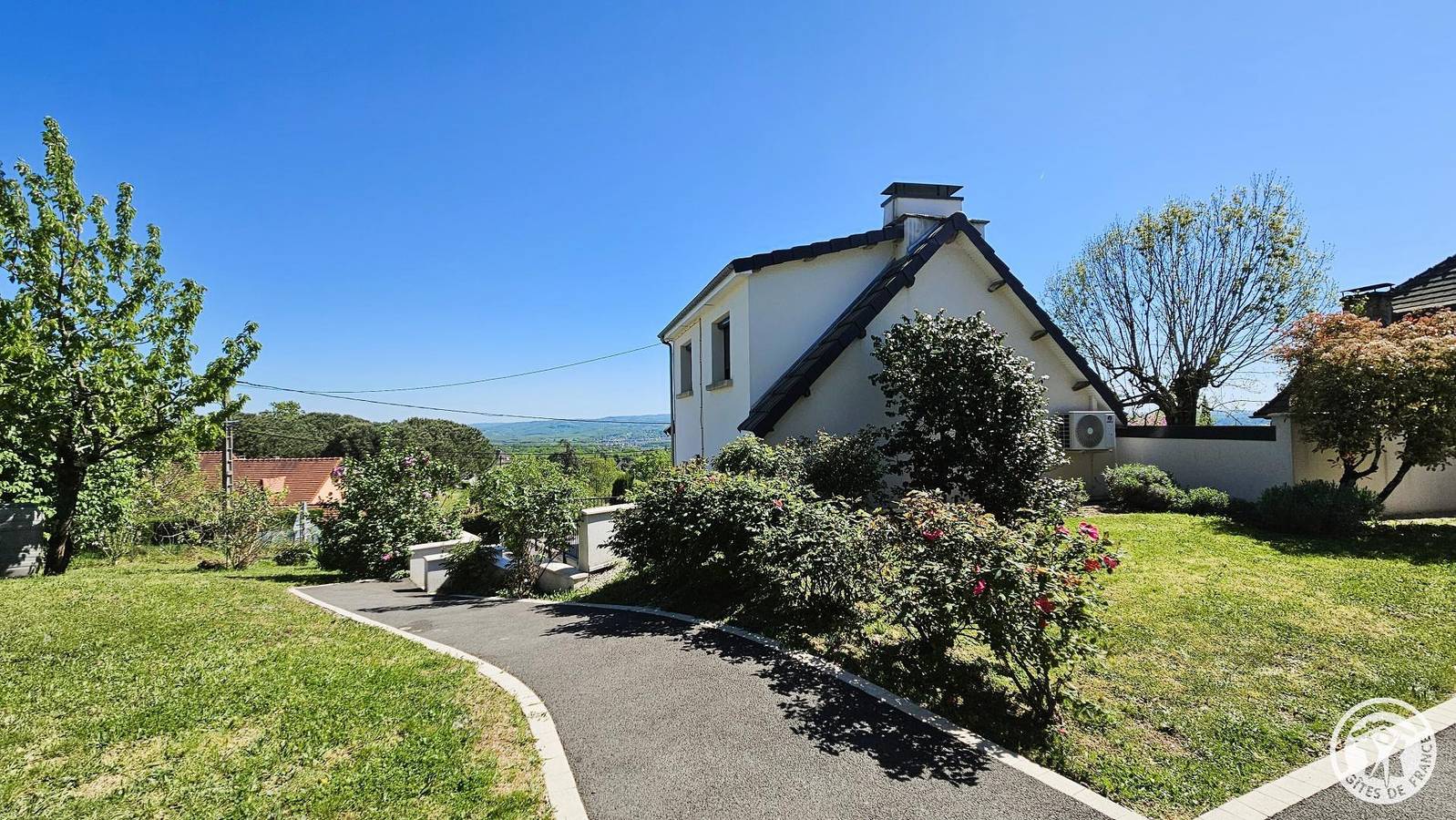Queyries in Ussac, Brive-la-Gaillarde region