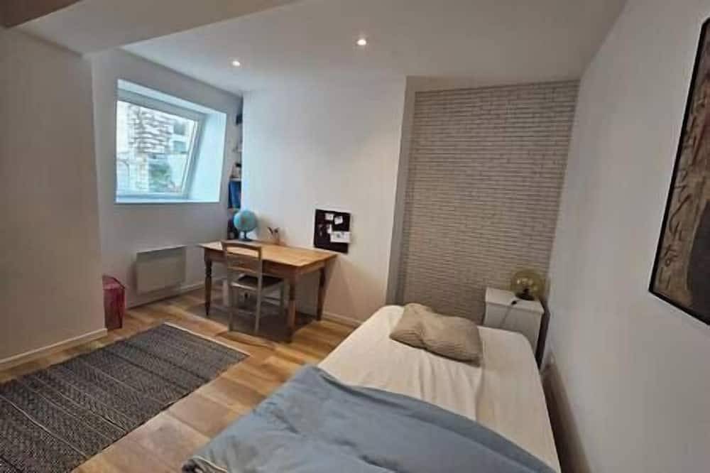 Entire apartment, Hyper Centre 5P, 3 Chambres in Arras, Arras region