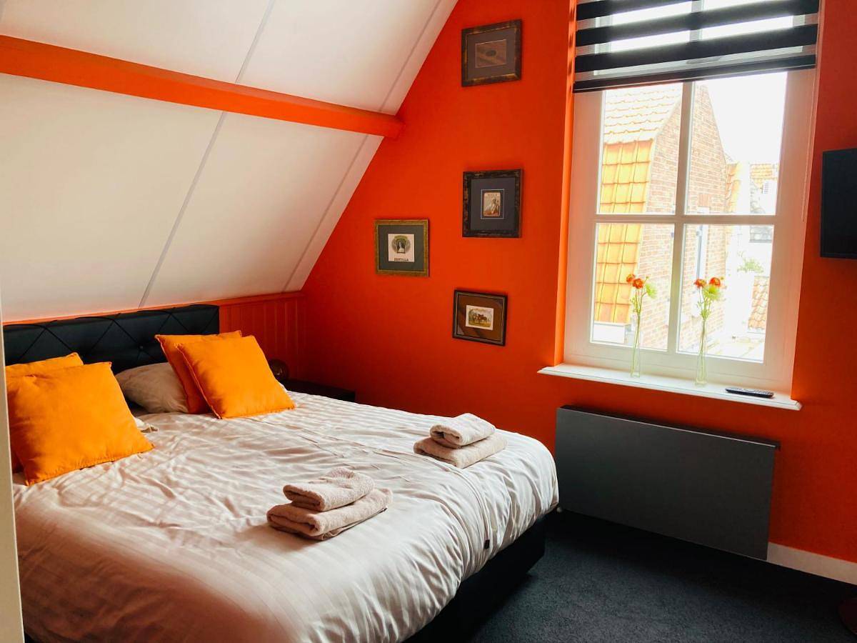 Logerij De Schuur in Zierikzee, Côte de Zeeland