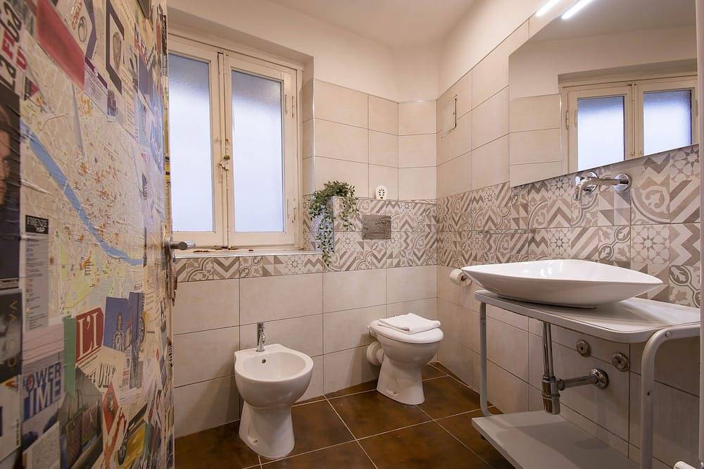 Stay in the heart of Florence Close to all points of interest  in Florence city center, Florence