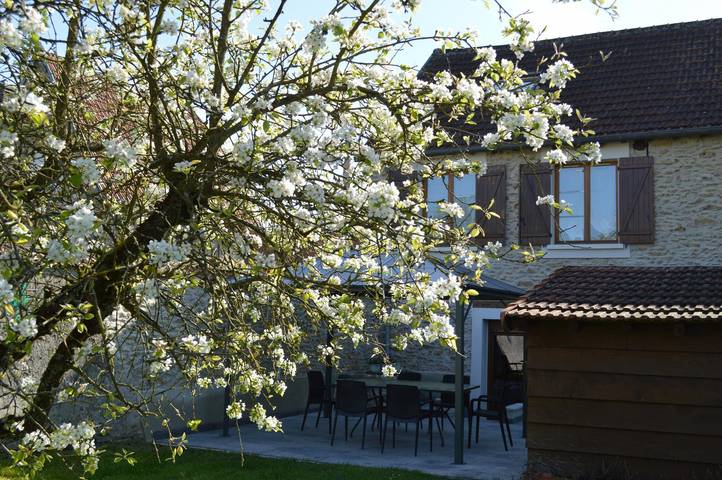 Gîte pour 6 personnes, avec jardin et terrasse à Favières (Seine-et-Marne)