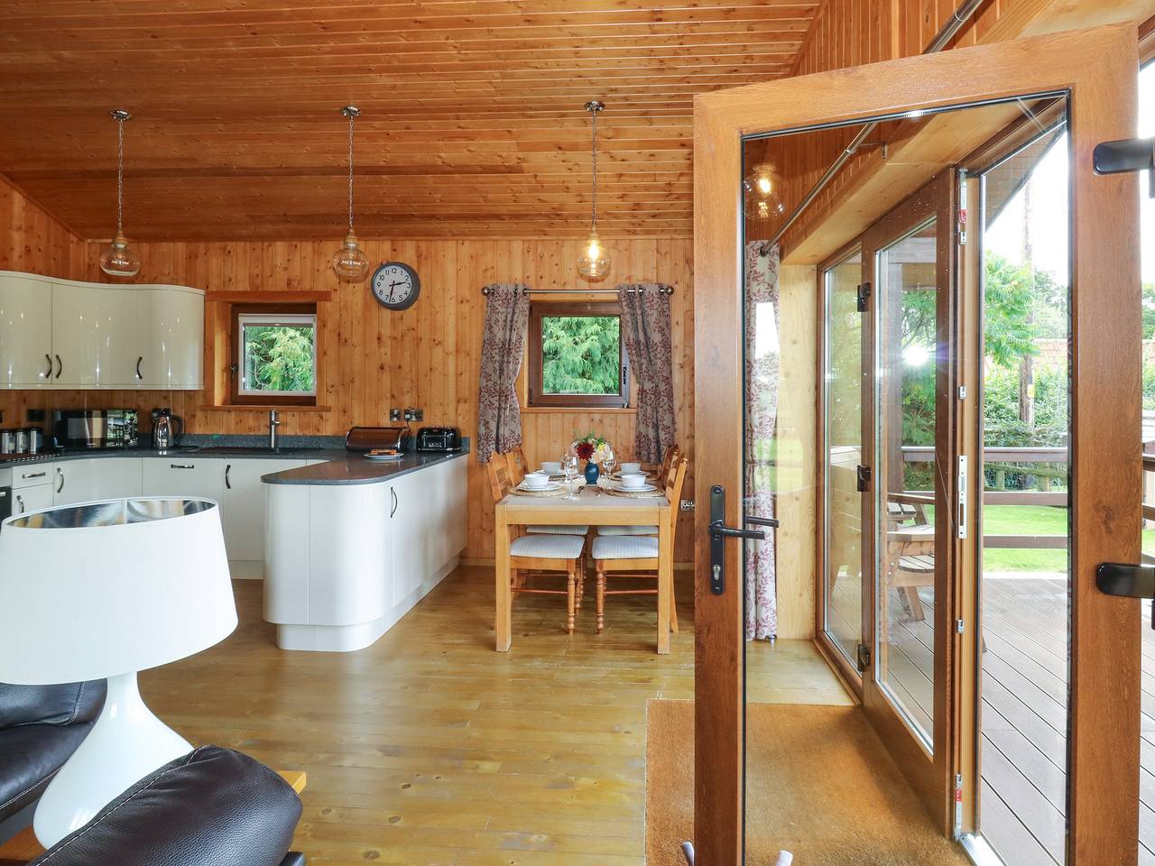 Barn Shelley Lodge in Down St Mary, Devon