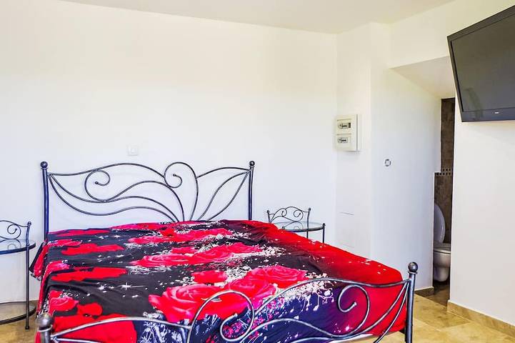 Location de vacances pour 6 personnes, avec piscine et balcon à Moissac-Bellevue - 2