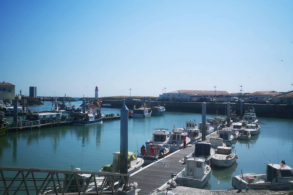 Appartement entier, La cotinière résidence avec piscine plage en face in La Cotinière, Saint-Pierre-d'Oléron
