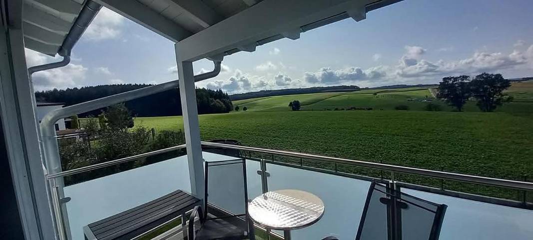 Ferienwohnung für 5 Personen, mit Garten und Ausblick in Burtenbach - 2