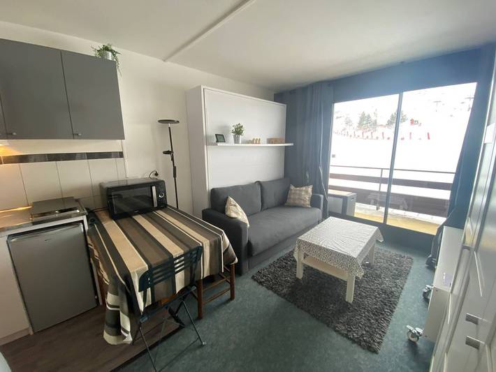 Estudio entero, Estudio acogedor para 4 con balcón y Wi-Fi, acceso directo a las pistas in La Pierre Saint-Martin, Arette