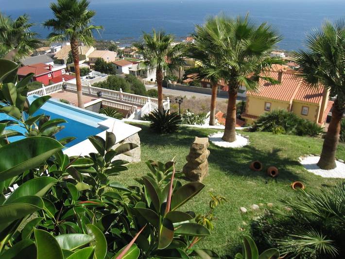 Chalet para 7 personas, con Balcón y Terraza además de Jardín y Piscina en Campo de Gibraltar - 3