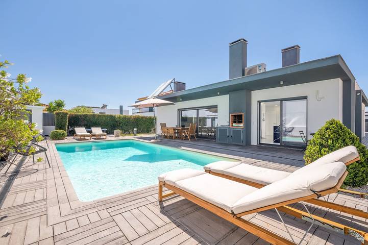 Casa de férias para 8 pessoas, com piscina em Setúbal