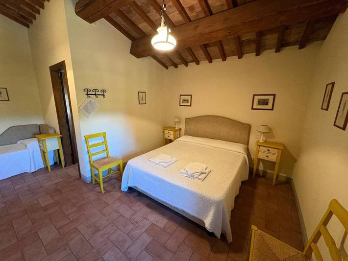Chambre d’hôte pour 3 personnes, avec jardin et vue, animaux acceptés à Città di Castello