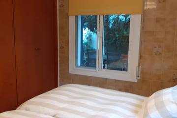 Holiday Home for 5 People in Sarrià - Sant Gervasi, Barcelona, Photo 2