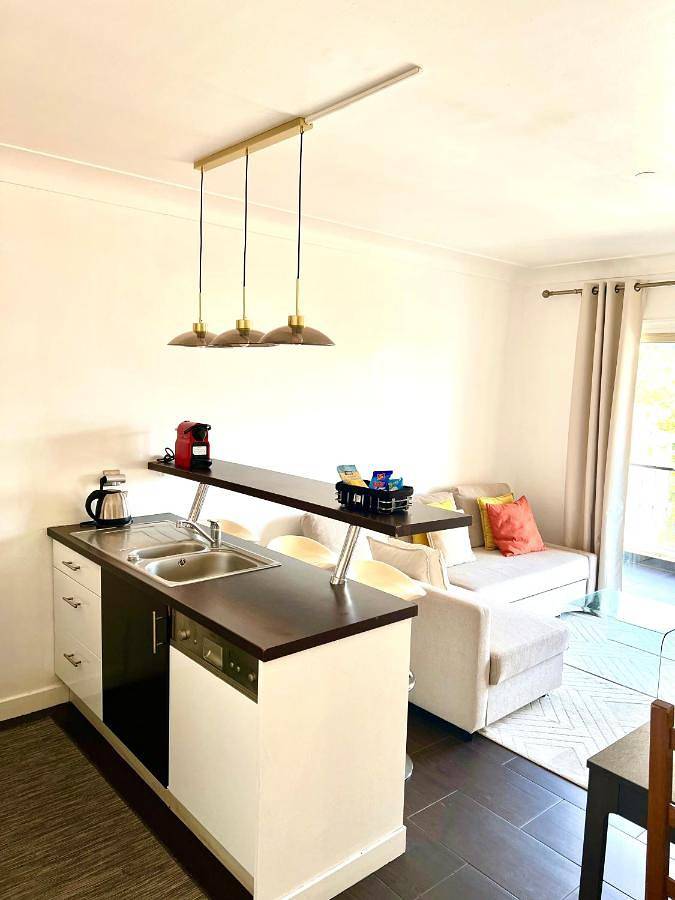 Entire apartment, Two-Bedroom Apartment in Beaulieu-sur-Mer, Mediterranean Coast (France)