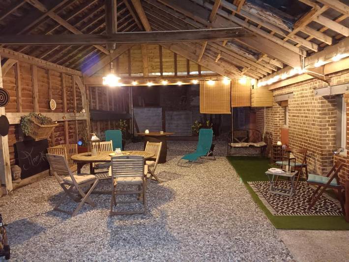 Gîte pour 2 personnes, avec terrasse à Mesnières-en-Bray