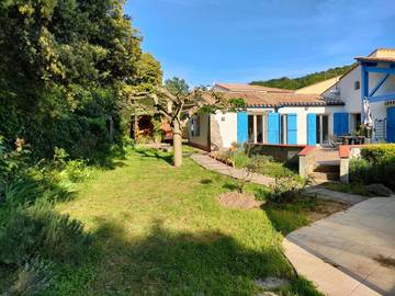 Gîte pour 2 personnes, avec piscine ainsi que sauna et jardin à Camélas
