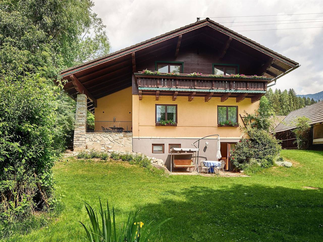 Ganze Ferienwohnung, Abenteuerhof Schiefer - Gänsegartl - App. mit Wohn-Schlafraum; Dusche, Wc in Haus, Schladming-Dachstein