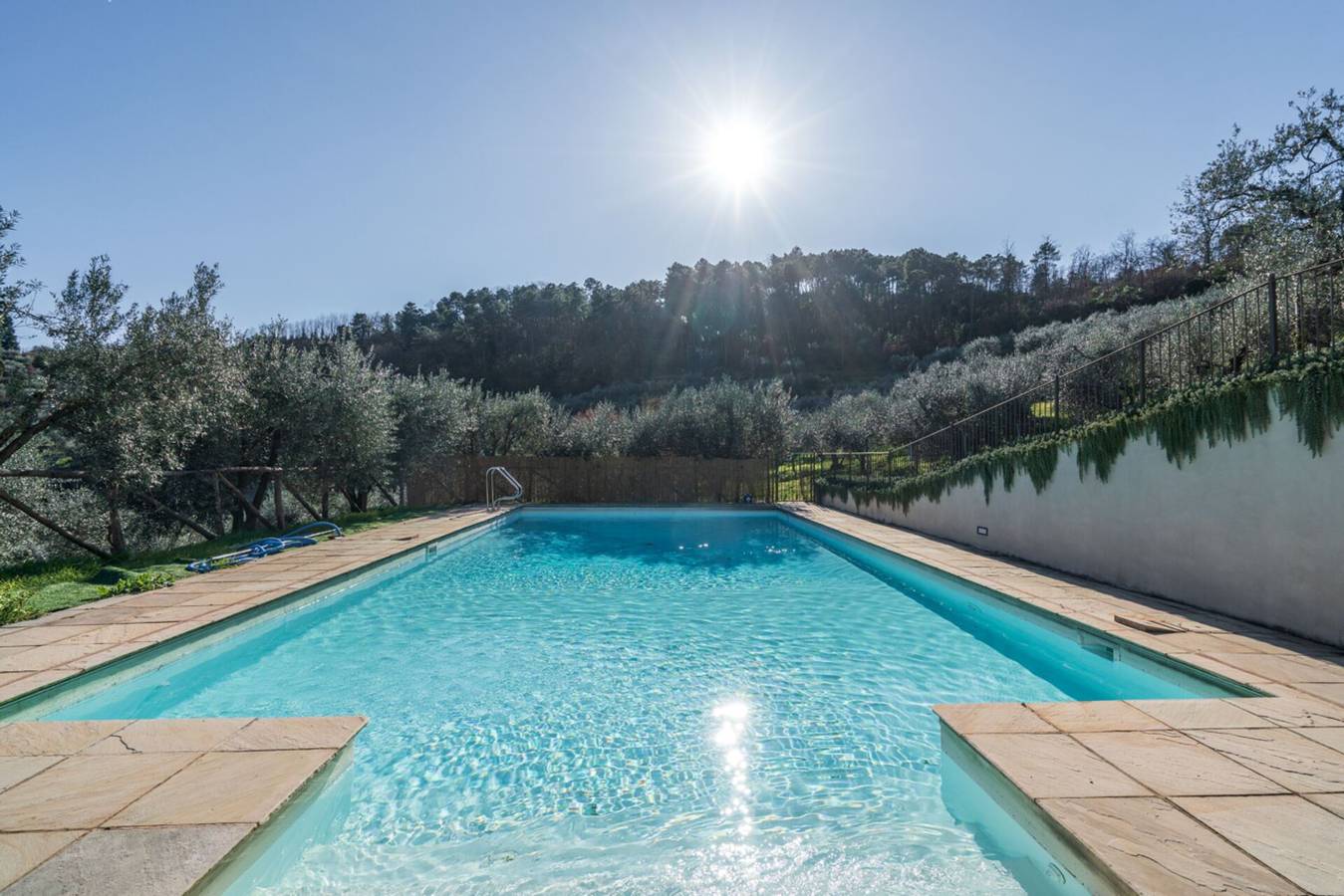Villa für 14 Personen mit Terrasse in Serravalle Pistoiese, Pistoia Provinz