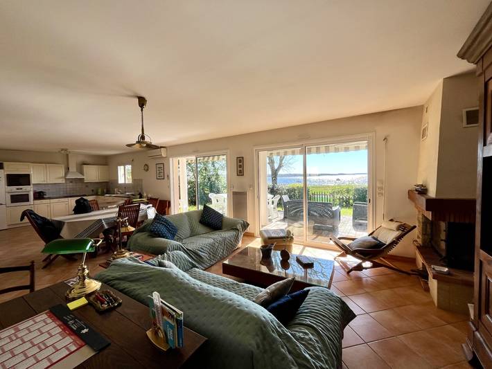 Location de vacances pour 6 personnes, avec terrasse ainsi que vue sur le lac et jardin dans Plage Moutchic - 4