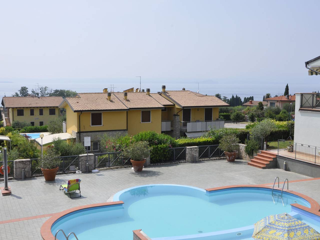 Apartamento entero, Garden Village in Lazise, Montañas Garda