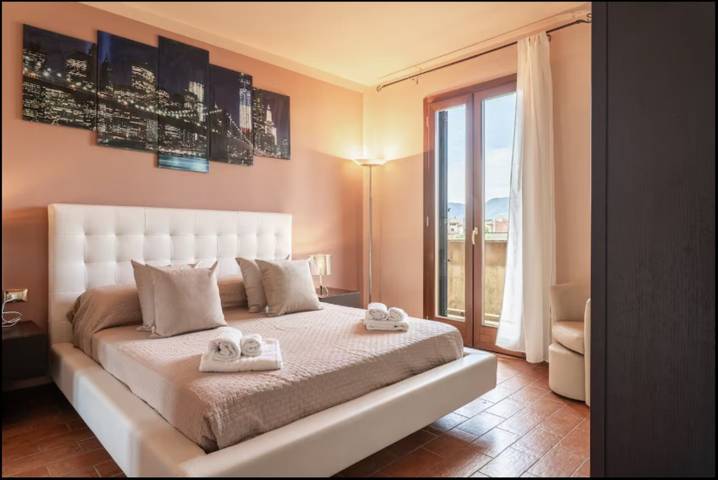 Feriehus for 4 personer, med balkong, dyr tillatt i Lucca