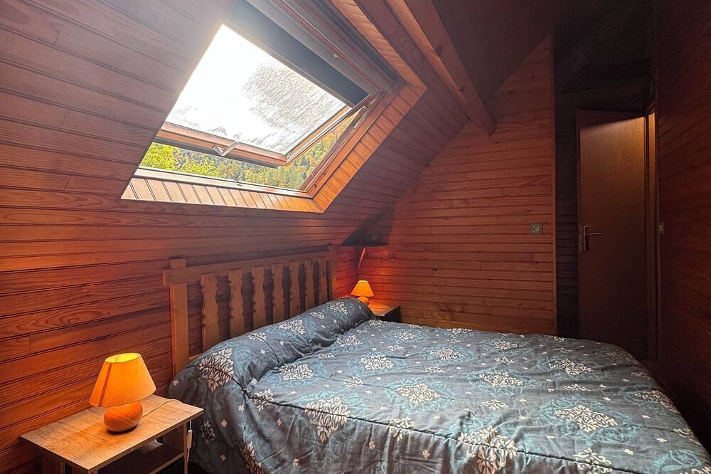 Chalet à Cauterets, à 200m du centre-ville et 400m du télécabine in Cauterets, Parc national des Pyrénées