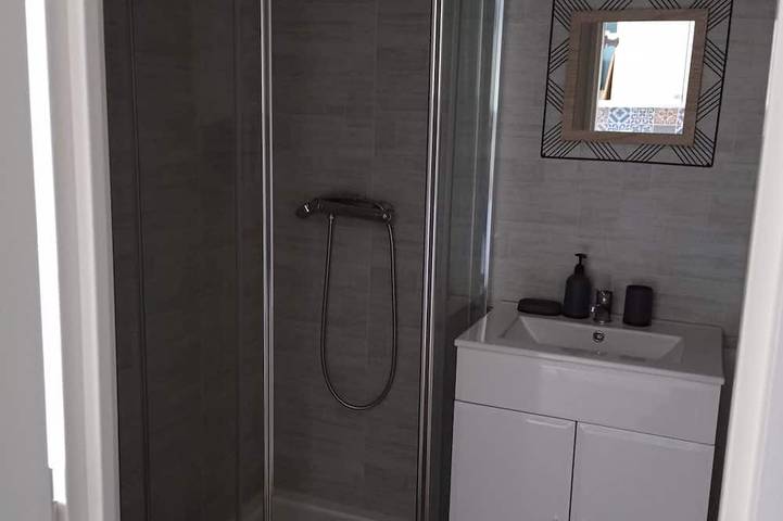 Gîte pour 4 personnes, avec jardin dans Kerhillio - 4