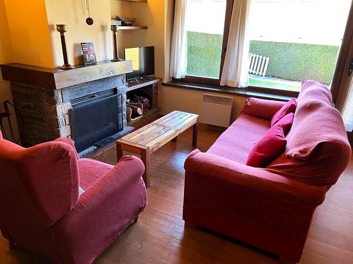 Casa 3 hab. Chimenea, Jardín, Vistas, Barbacoa y Mascotas Ok in Bellver de Cerdaña, Pirineo Catalan